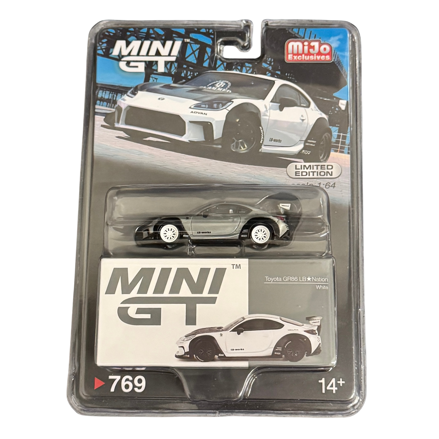 Mini GT Toyota GR86 LBWK Chase – 1:64 MiJo Exclusive Diecast JDM Car